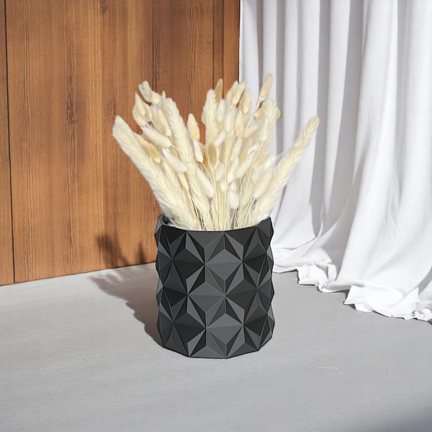 Vase Lilou, Design géométrique