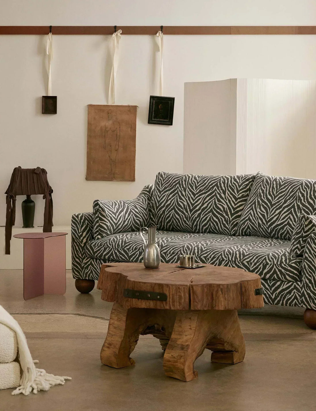 6 tendances déco à adopter dans ton salon en 2025...