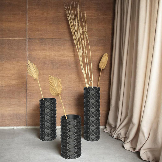 Vase Lilou, fin et géométrique