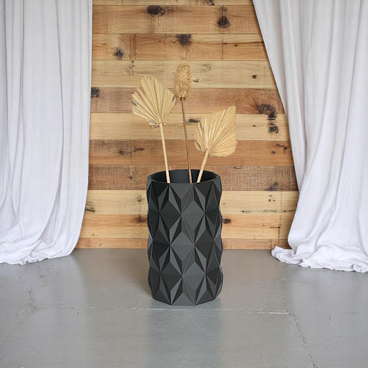 Vase Lilou, Design géométrique