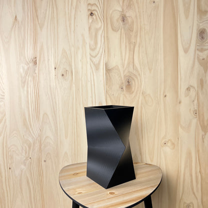 Vase "Robert" Design industriel et minimaliste