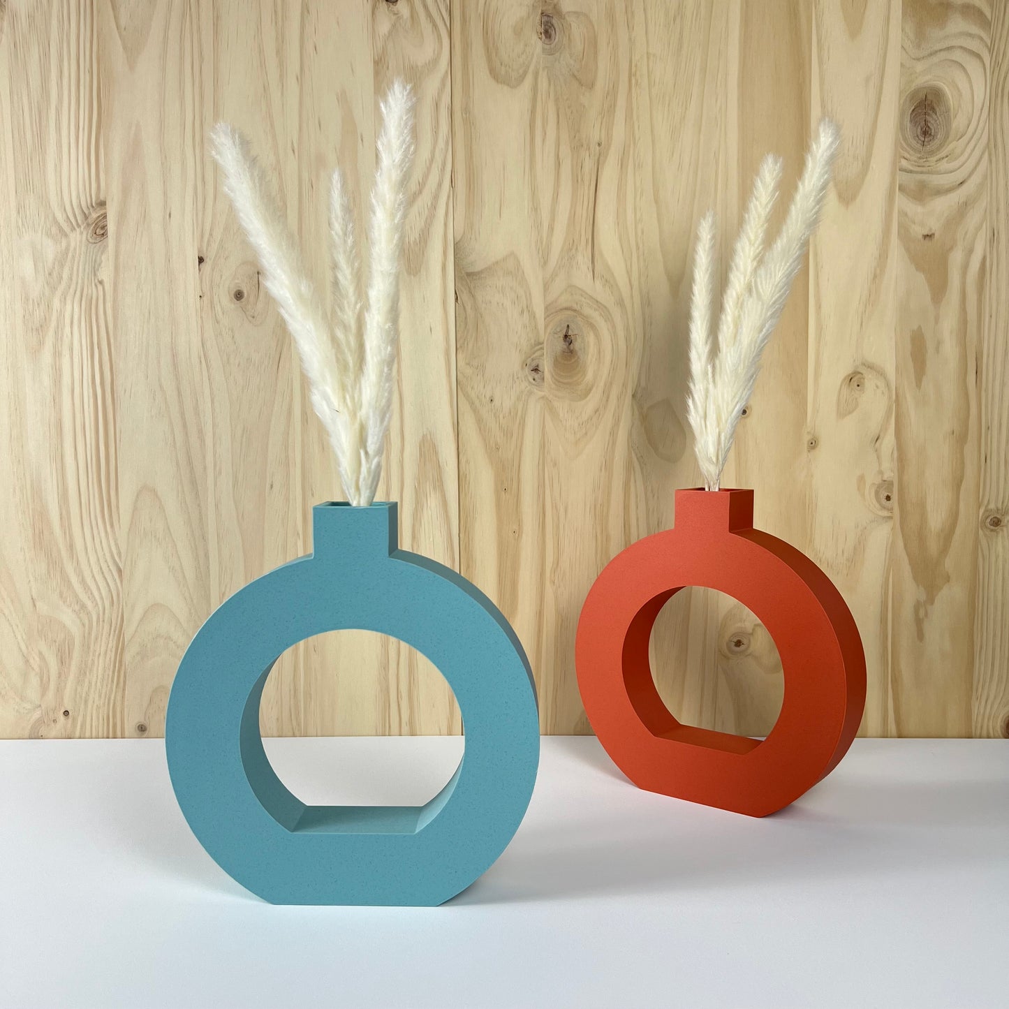Vase "Printemps", Design rond et coloré