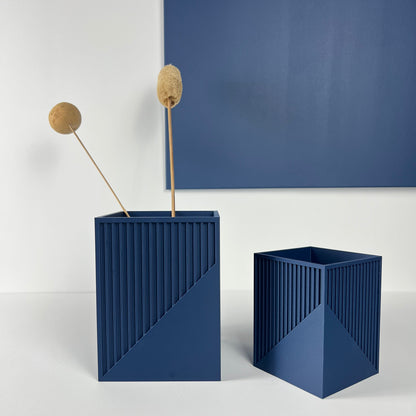 Vase "Stéphanie", Design géométrique et minimaliste