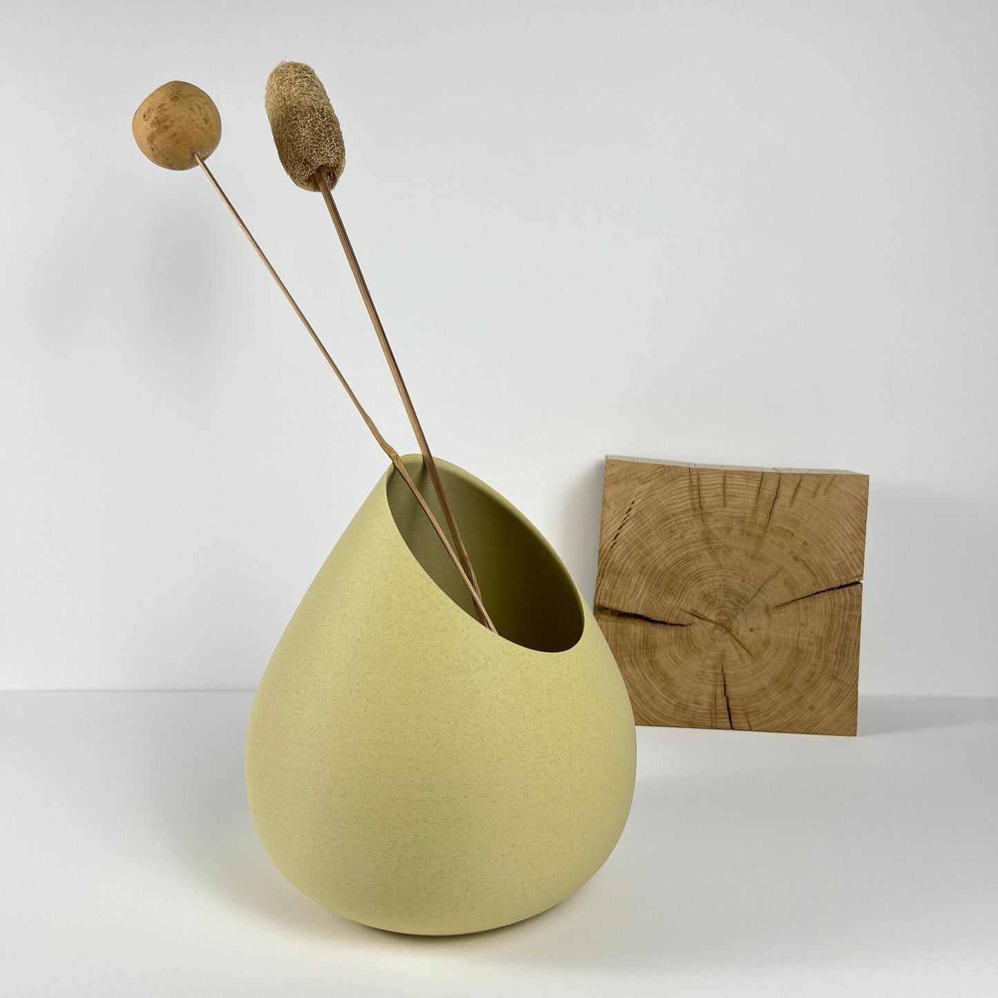 Vase "Goutte d'Eau", Design moderne et intemporel
