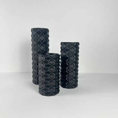 Vase Lilou, fin et géométrique