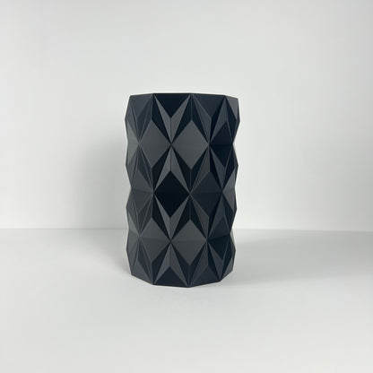 Vase Lilou, Design géométrique